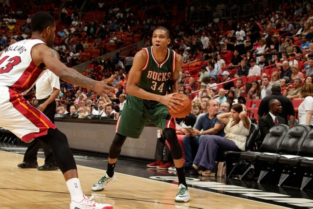 热身赛失利引发质疑：郭士强的战术短板被放大